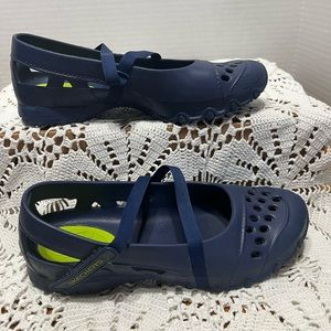 Sketchers Ballet flats slip on women’s size 8 1/2